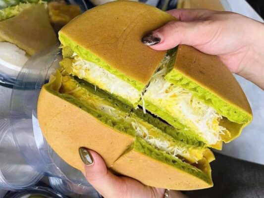 Bánh bò kẹp dừa bao nhiêu calo